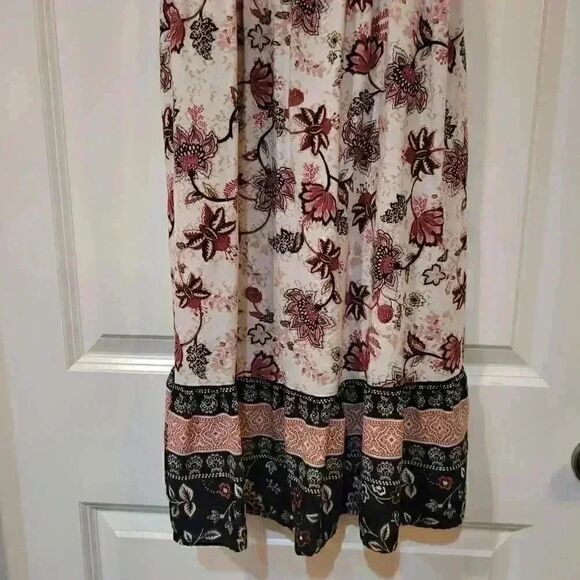 𝅺Maurice's Women's Black/White Floral Rayon Adj Strap SunDress EUC sz XS - Picture 7 of 11